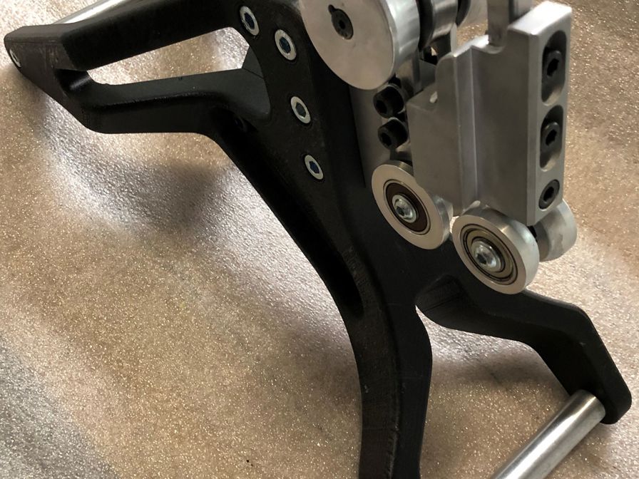 <div>RUSTIN used FDM Nylon 12CF material to create this device for mounting&nbsp;<span style="letter-spacing: -0.03em;">windshield seals in trams for the Frankfurt Transport Company.</span></div>