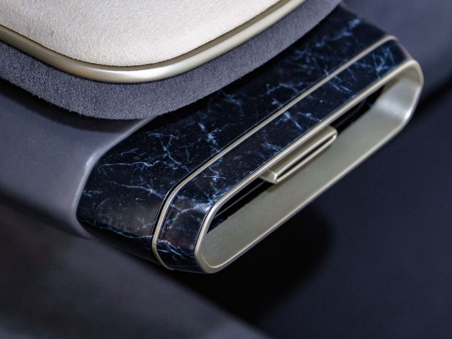 3D printed air conditioning diffusor with marble effect, made with the Stratasys J750.