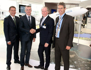 From left to right: Amos Liebermann, Director of Aerospace Strategic Accounts, EMEA, Stratasys; Olivier Cauquil, Head of Material & Parts Procurement, Airbus and Chairman of the Airbus Group Material Board; Andy Middleton, President, Stratasys EMEA; Mark Walker, VP Procurement Strategy and Governance, Airbus