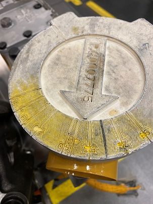 Caterpillar fixture image top.