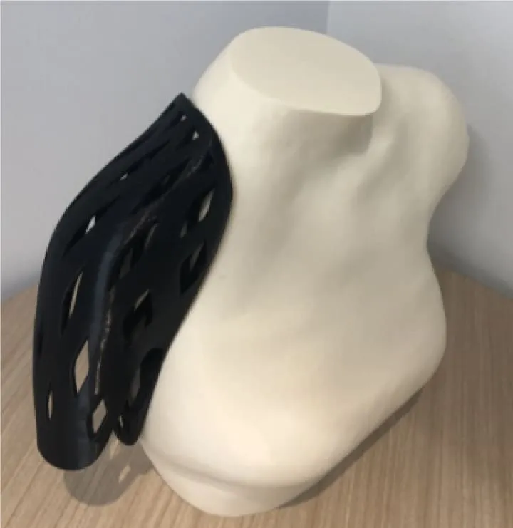 TPU材を使用し、Stratasys F370で製作したパッド